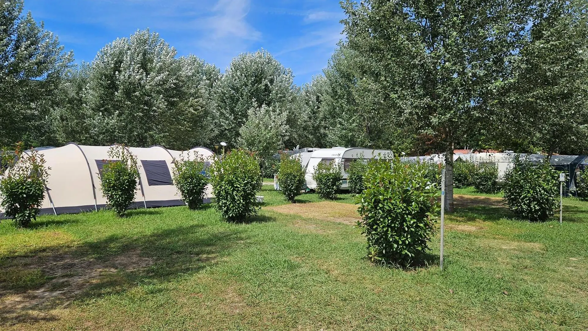 Campsite Camping River Villa Ameglia